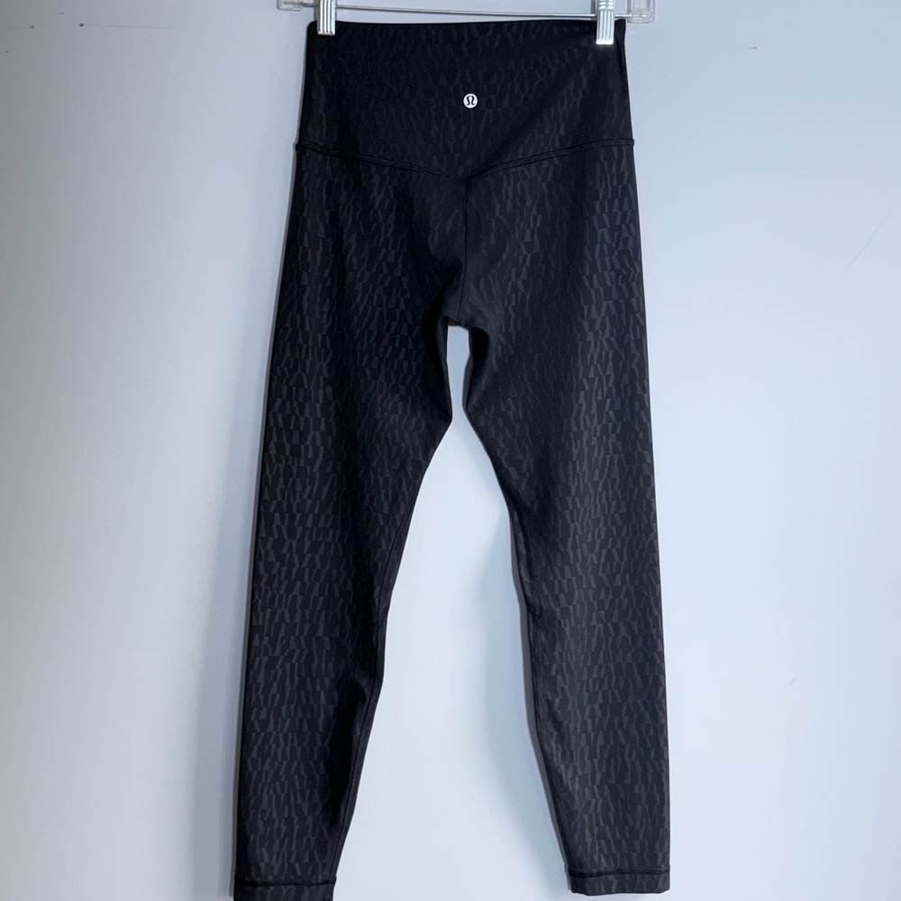 Lululemon Align High Rise Pant 25" Segment Emboss Black Leggings 6 Nulu W5DUYS - Picture 12 of 15